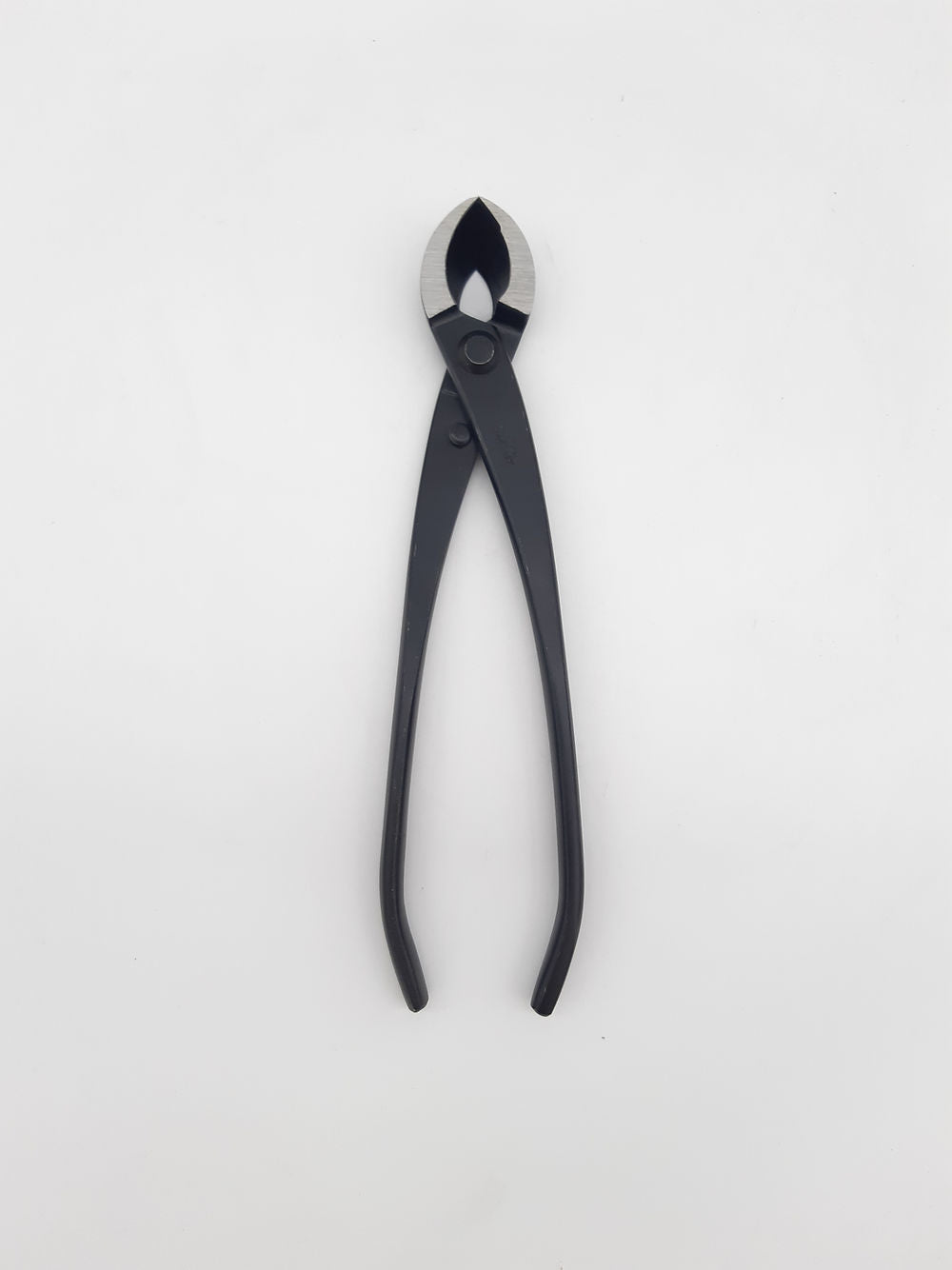 Pince concave coupe arrondie - 205mm - Ryuga®