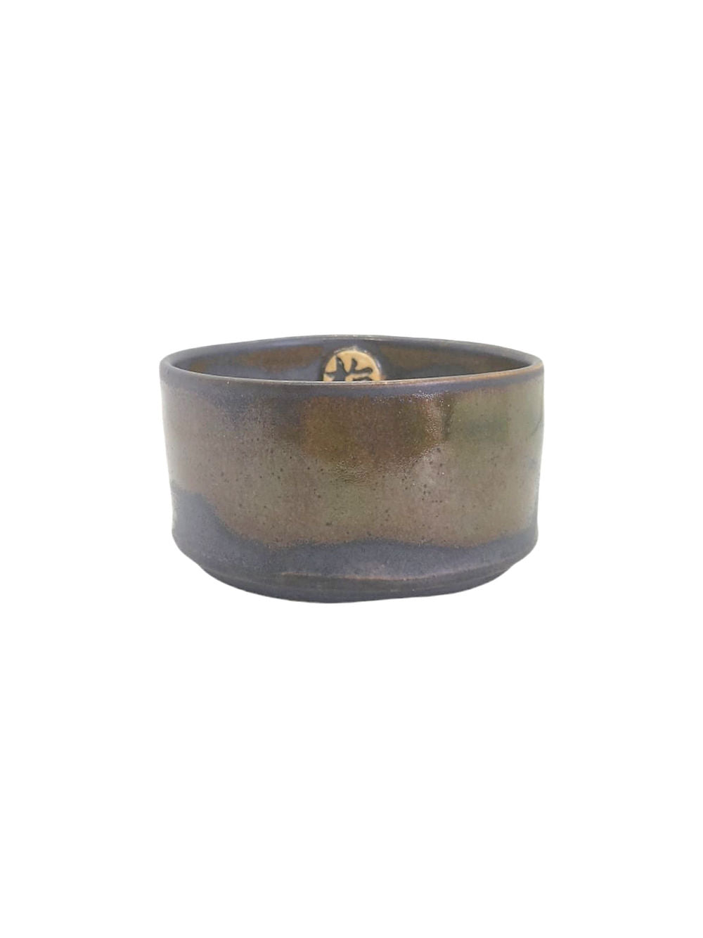 
Céramique ronde artisanale diamètre 10,5cm hauteur 5,5cm créée par Sabine Besnard dans son atelier