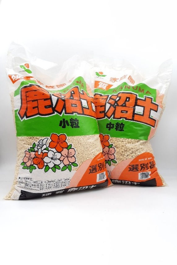 Kanuma pour bonsaïs 17L