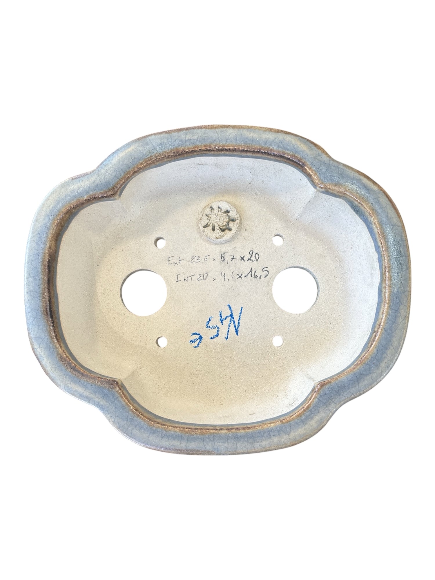 Céramique forme mokko Sabine Besnard (23.5*19.5*h5.5cm)