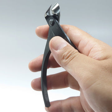 Mini Pince concave droite 110mm Kaneshin® n°2C acier carbone